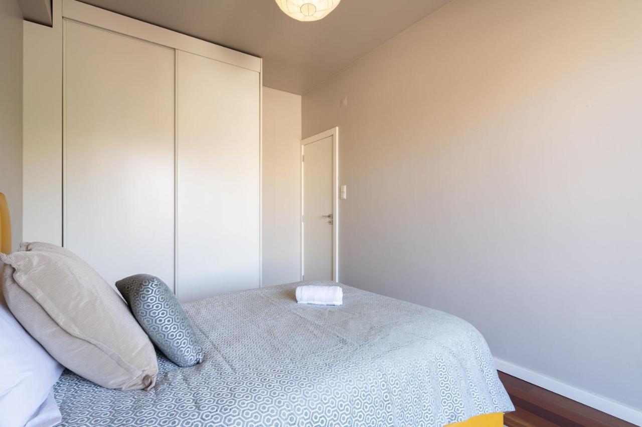 Carolina Roomy & Modern Apartment Porto Luaran gambar